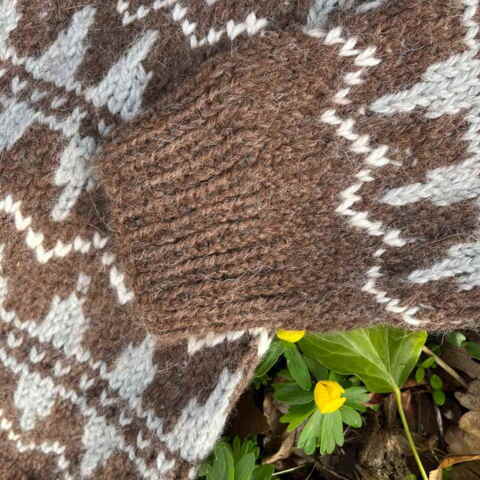 Alpaca sweater - brun grå råhvid
