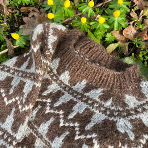 Alpaca sweater - brun grå råhvid